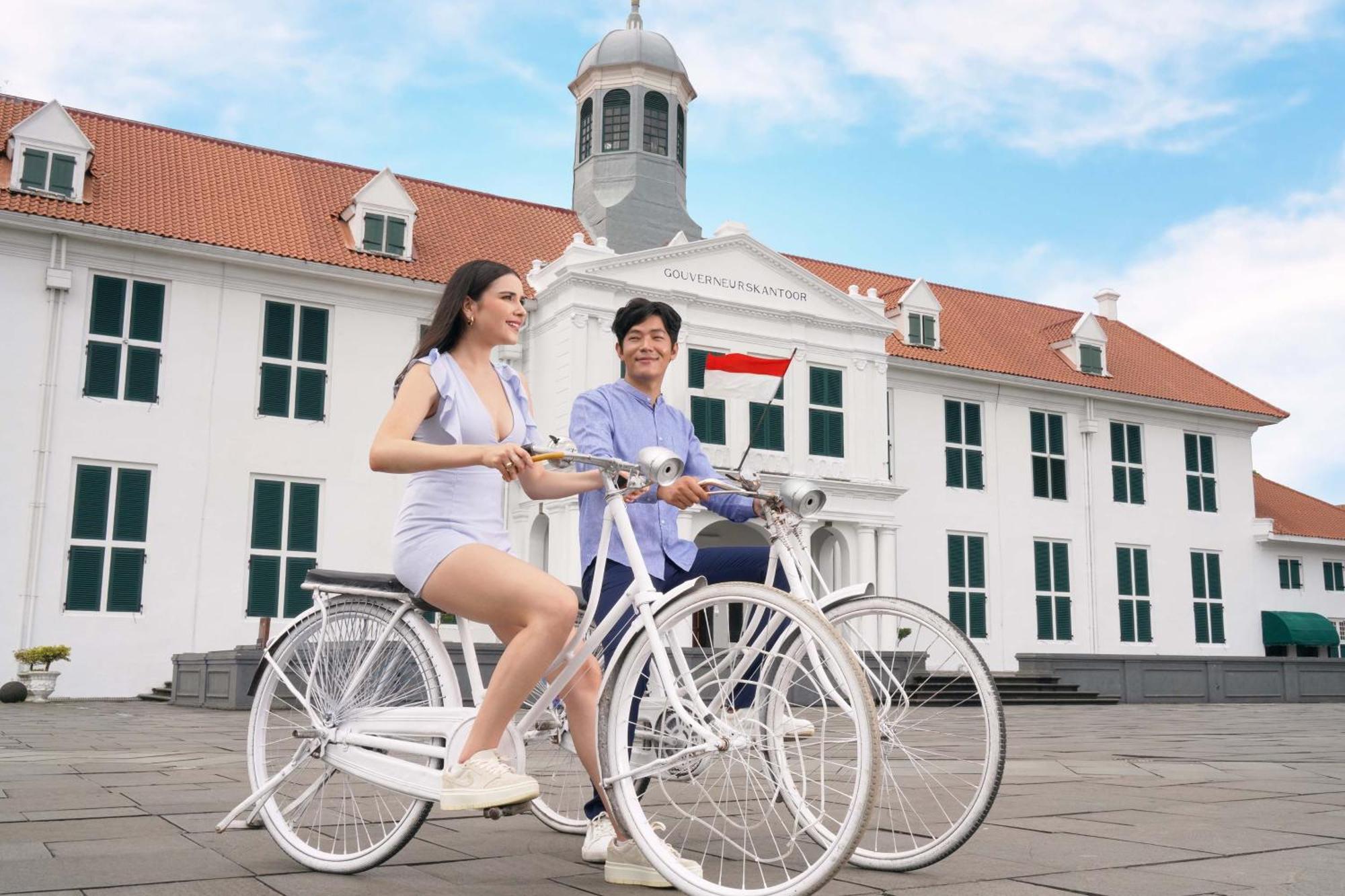 โรงแรมแฮริส เวอร์ตู ฮาร์โมนี จาการ์ตา ภายนอก รูปภาพ