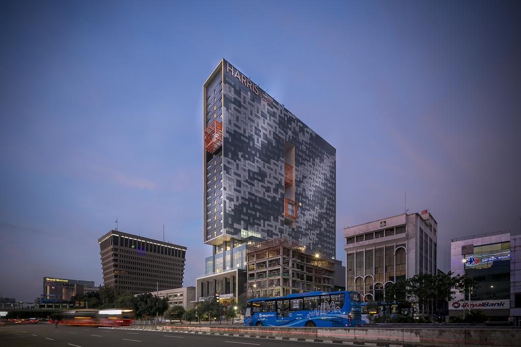 โรงแรมแฮริส เวอร์ตู ฮาร์โมนี จาการ์ตา ภายนอก รูปภาพ